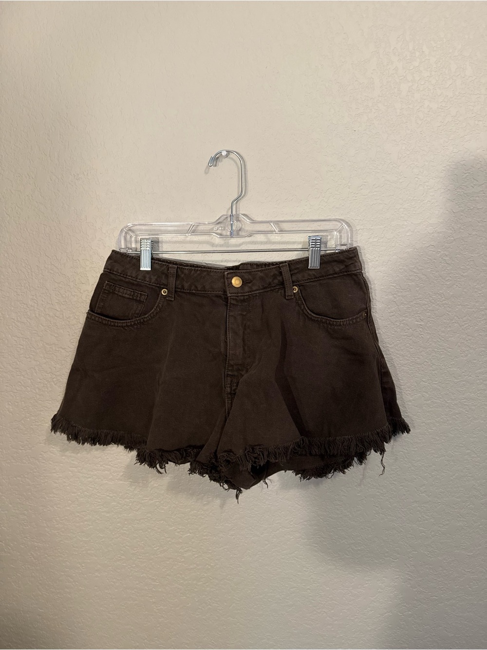 H&M Frayed Hem High-Waist Women's Denim Shorts - Dark Brown